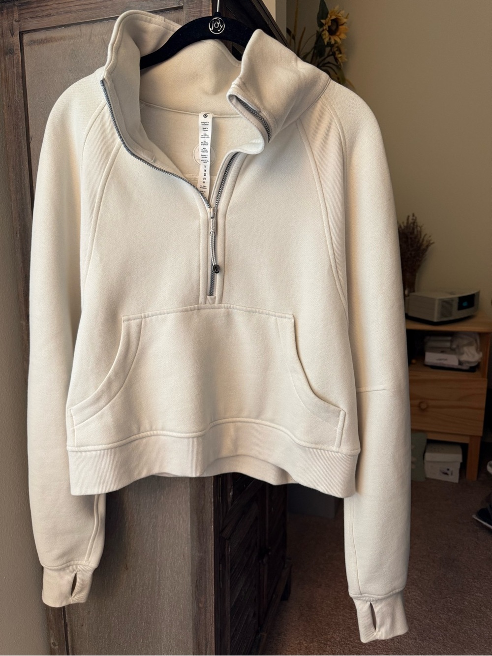 Lululemon - Picture 3 of 7